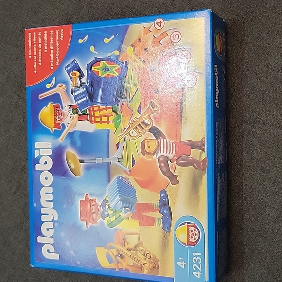 Playmobil 4231 Circus Band Carnival Figures Monkey Drums Music Toy Set NEW - Picture 1 of 4